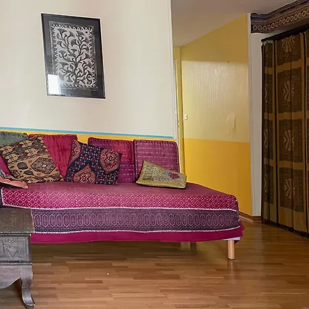 Le Rockastel Bed & Breakfast Le Caylar